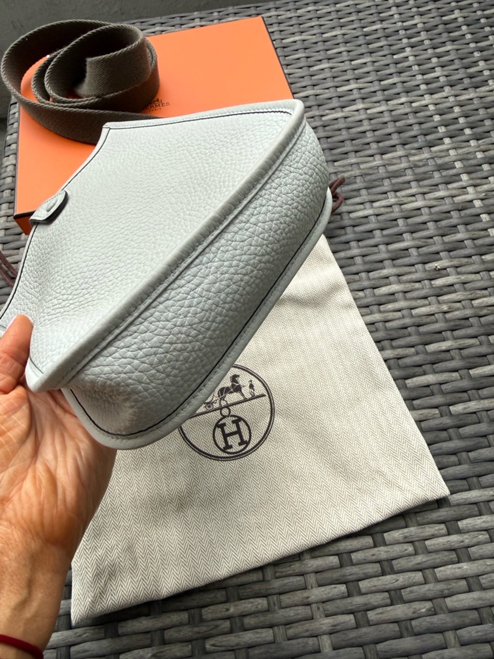 HERMÈS Mini Evelyne Amazone TPM 16 Bleu Pale & Gris Etain Full Set Receipt Copy - Picture 6 of 14